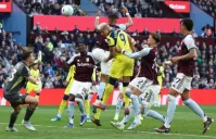 Tottenham thắng Aston Villa để bứt khỏi nhóm cầm đèn đỏ