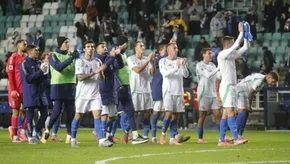Đường đến World Cup của Italia vẫn đầy chông gai