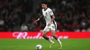 Các ngôi sao Arsenal và Man City làm nên lịch sử khi Anh thắng Serbia 2-0