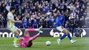 Cú sảy chân định mệnh của Man City và lời thú nhận cay đắng từ Pep Guardiola