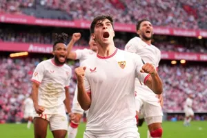 Napoli giữ vững lập trường về giá trị của Juanlu và Musah