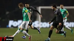 Gordon Lập Poker, Newcastle Đè Bẹp Qarabag 6-1