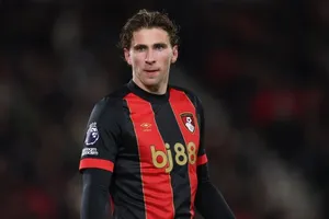 🚨 Chính thức: PSG chiêu mộ hậu vệ với giá 63 triệu euro!
