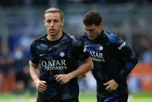 Inter Milan vs Fiorentina: Tiền vệ ĐT Italy Davide Frattesi đã hồi phục sau chấn thương cơ nhẹ sau trận thua Napoli