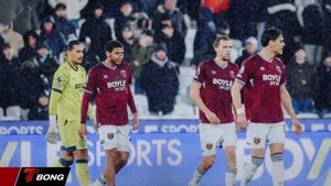 Lời hứa vươn tầm 10 năm trước đẩy West Ham đến bờ vực khủng hoảng