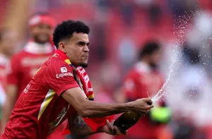 Luis Diaz đã tới Munich để hoàn tất thương vụ chuyển nhượng sang Bayern