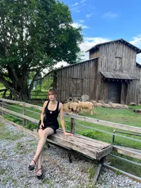 Cận cảnh nhan sắc tựa thiên thần của hot girl đấu kiếm Việt Nam