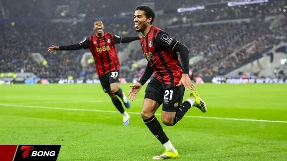 Bournemouth viết trang sử mới khi Ryan Christie tỏa sáng đưa đội đến gần châu Âu