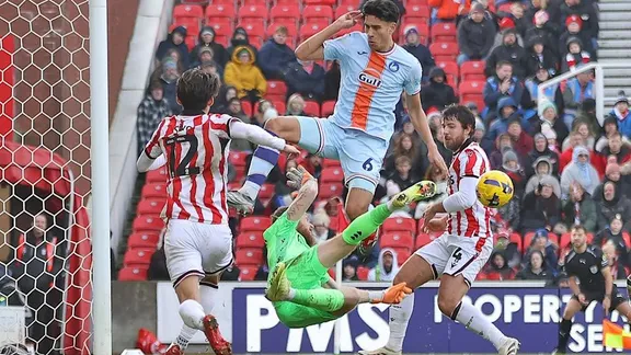 Matos thúc giục Swans 'nắm chặt' trận đấu sau thất bại trước Stoke