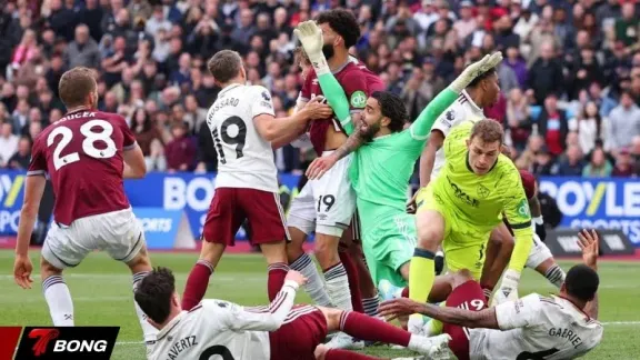 VAR Phút Bù Giờ Cứu Arsenal Trước West Ham