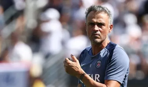HLV PSG Luis Enrique kêu gọi kiên nhẫn với Real Madrid dưới thời Xabi Alonso