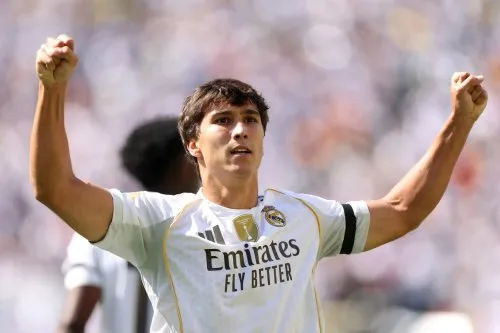 Ngôi sao trẻ Real Madrid thu hút sự quan tâm từ Premier League 