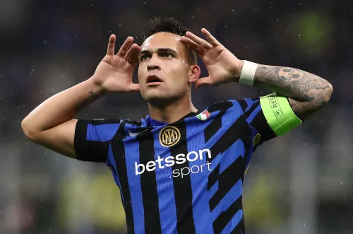 Ngôi Sao Argentina & Tiền Vệ Italy Giúp Inter Milan Tăng Cường Lực Lượng Trước Trận Đấu Quyết Định Với Como Ở Serie A