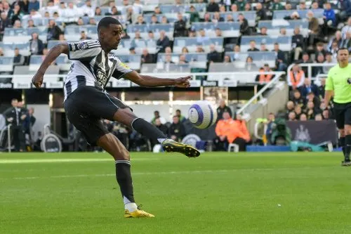 “Xong xuôi rồi!” – Fabrizio Romano xác nhận Liverpool sẽ chiêu mộ Alexander Isak với giá 130 triệu bảng